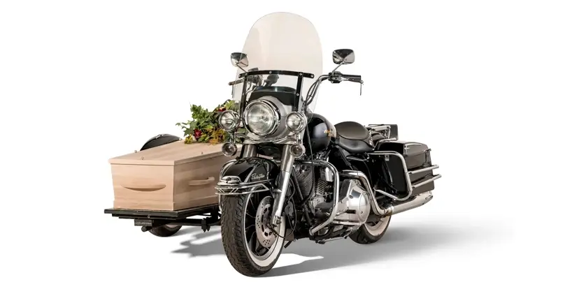 Harley-Davidson rouwmotor met kist voor persoonlijk afscheid